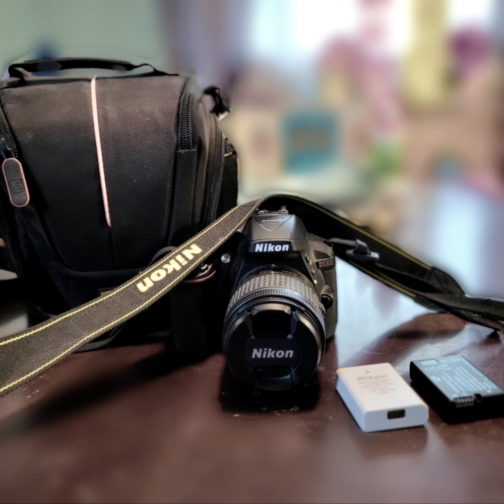 Nikon D5300 DSLR camera